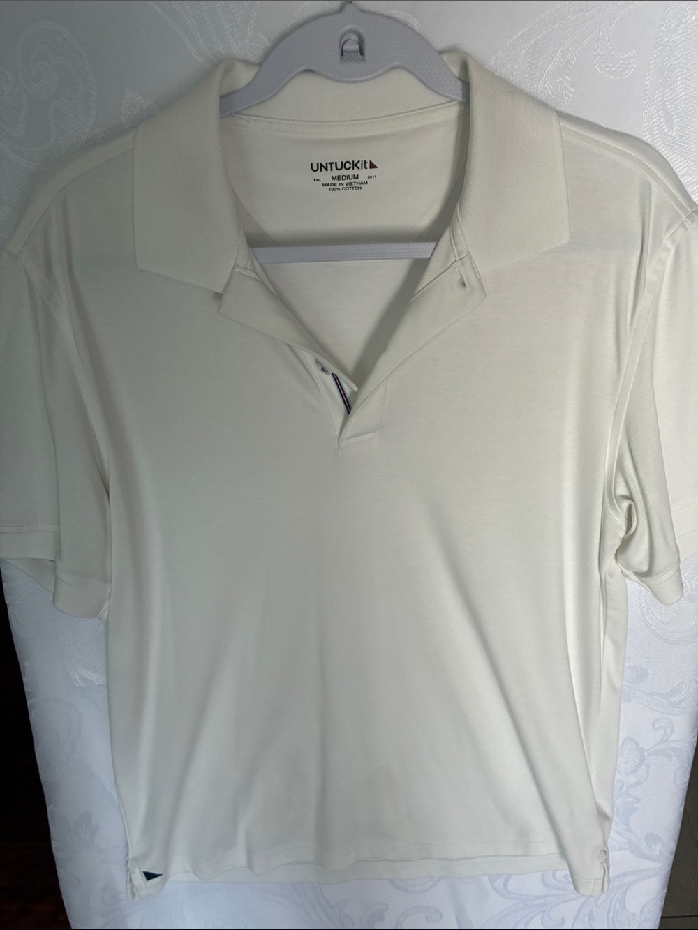 UNTUCKit Men's Polo Shirt in Off-White Cream